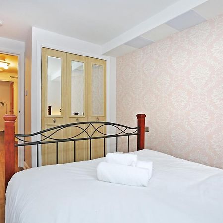 Altido 2Br Apartment With Free Parking, Near The Royal Mile Edinburgh Exterior foto